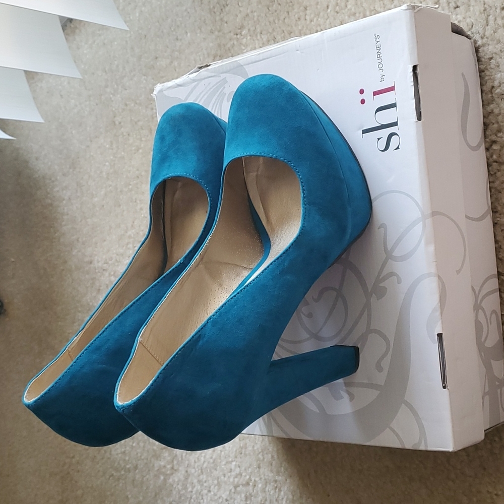Dee Teal Almond Toe Heel